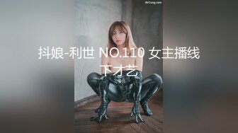 原创双视角近距离操移动大厅美女销售