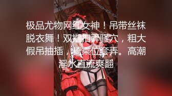 国内某景区女厕偷拍漂亮妹子尿尿,还去找妹子聊天，还互留脸书看妹子生活照 (5)