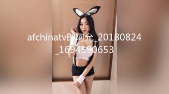 加班（偷拍）公司里的美女同事：下班后的小美女必须尿一泡再走