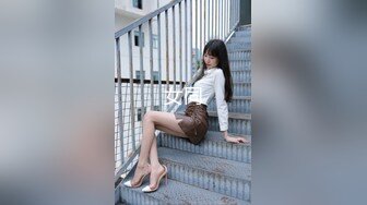 蜜桃臀坐莲