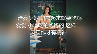 SWAG 提早给哥哥的耶诞礼物，吹舔肉棒不间断还无套内射 Nina