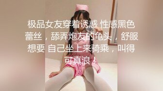 苗条身材居家女友一女战两男，无套啪啪，角度刁钻，交合处清晰可见