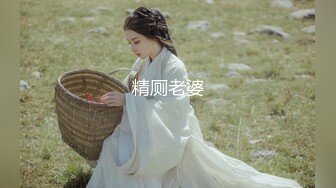 潜入单位女厕偷拍白白嫩嫩的大屁股美女同事